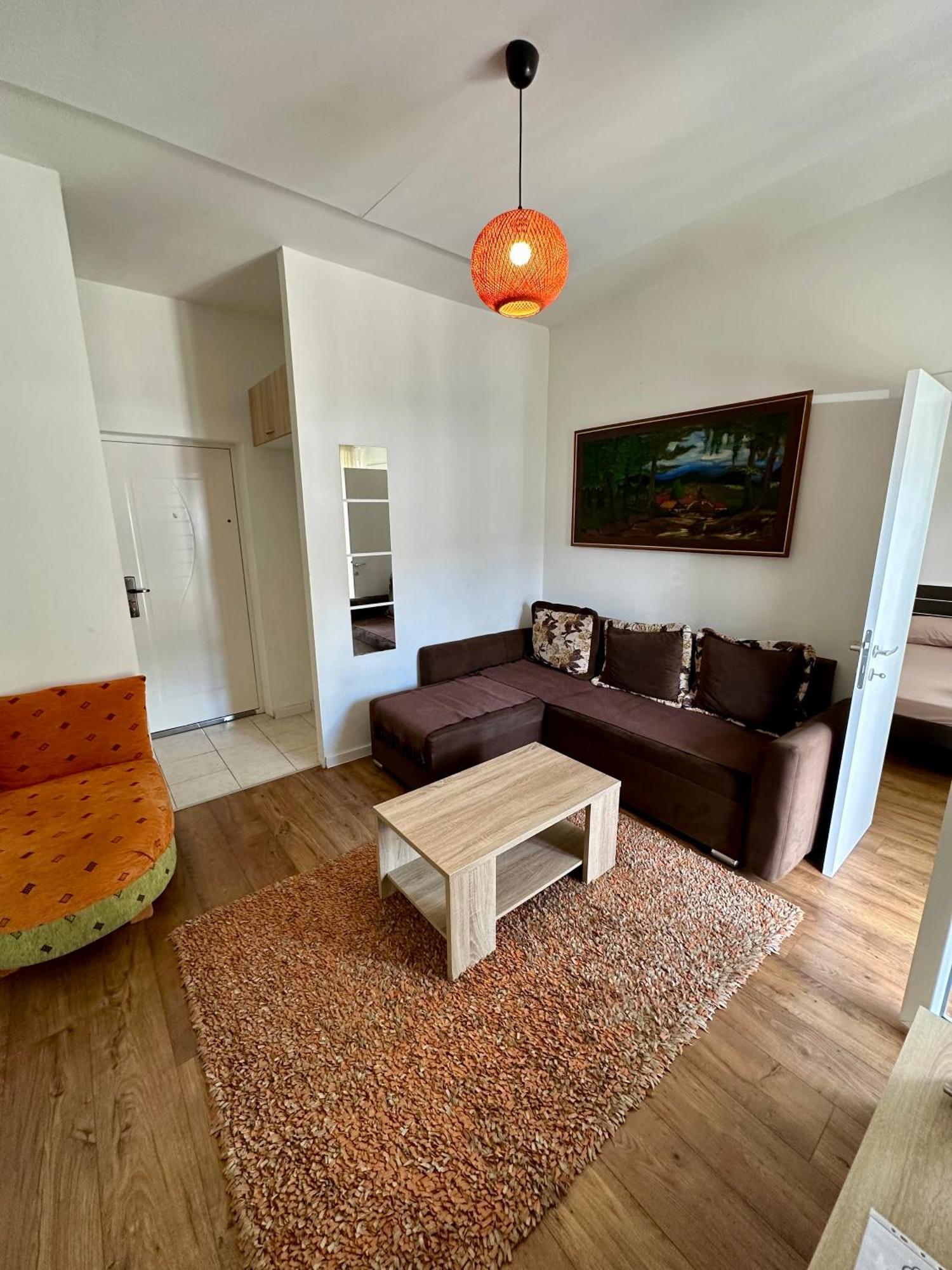 Apartment Nela Tivat